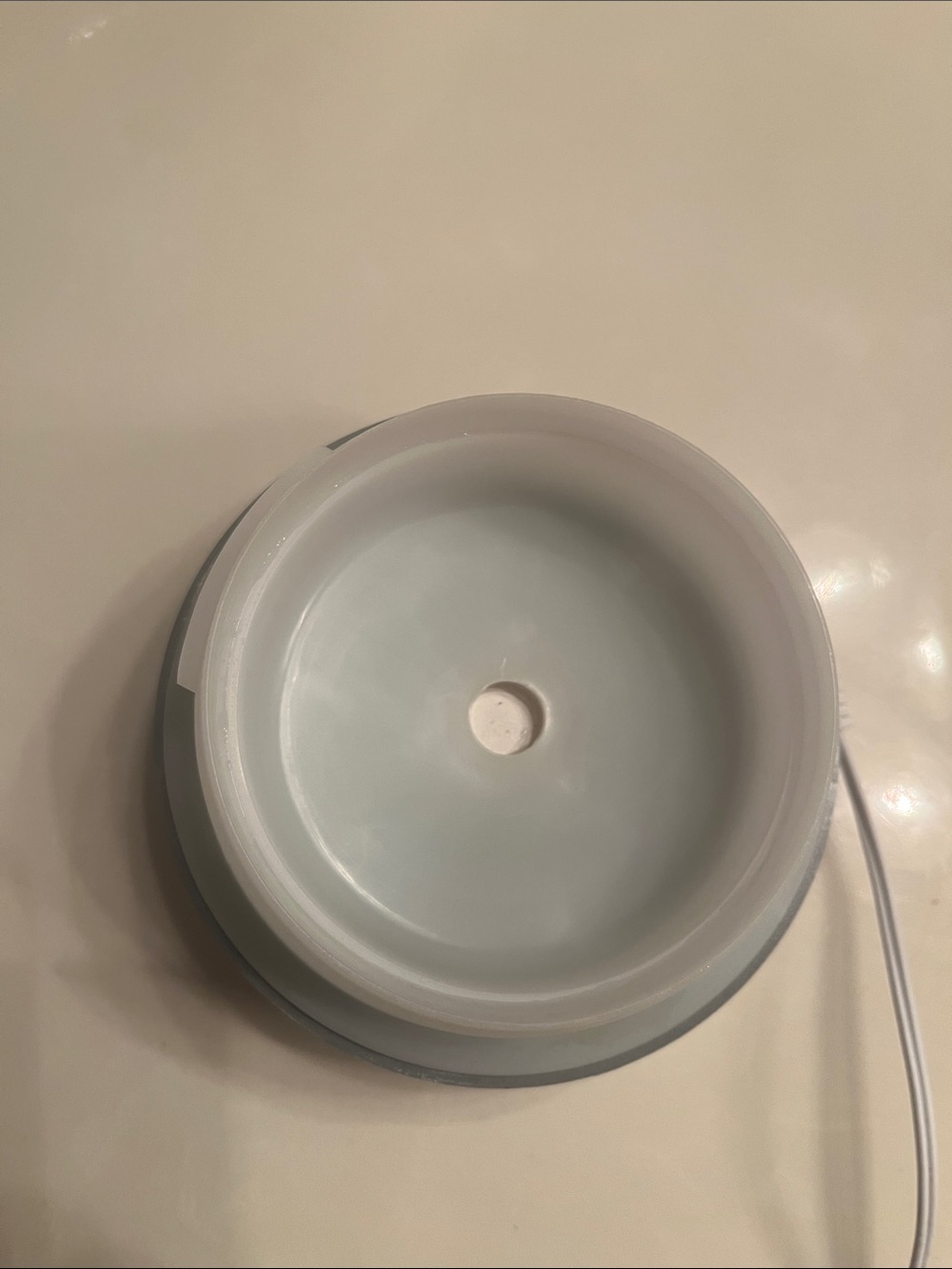 Essential Oil Diffuser in White - Picture 4 of 6
